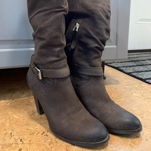 Guess slouch boot with buckles